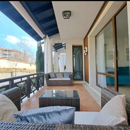 Oasis Park Apartamento Lozenets