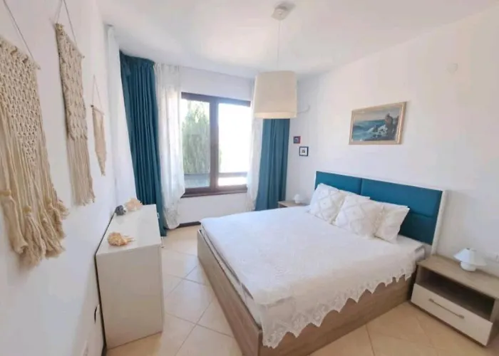 דירה Oasis Park לוזנטס